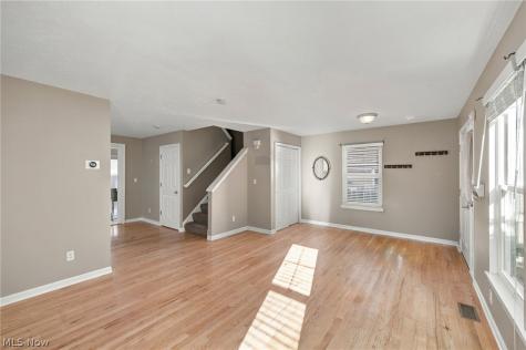 2472 W 5th Street Cleveland OH 44113