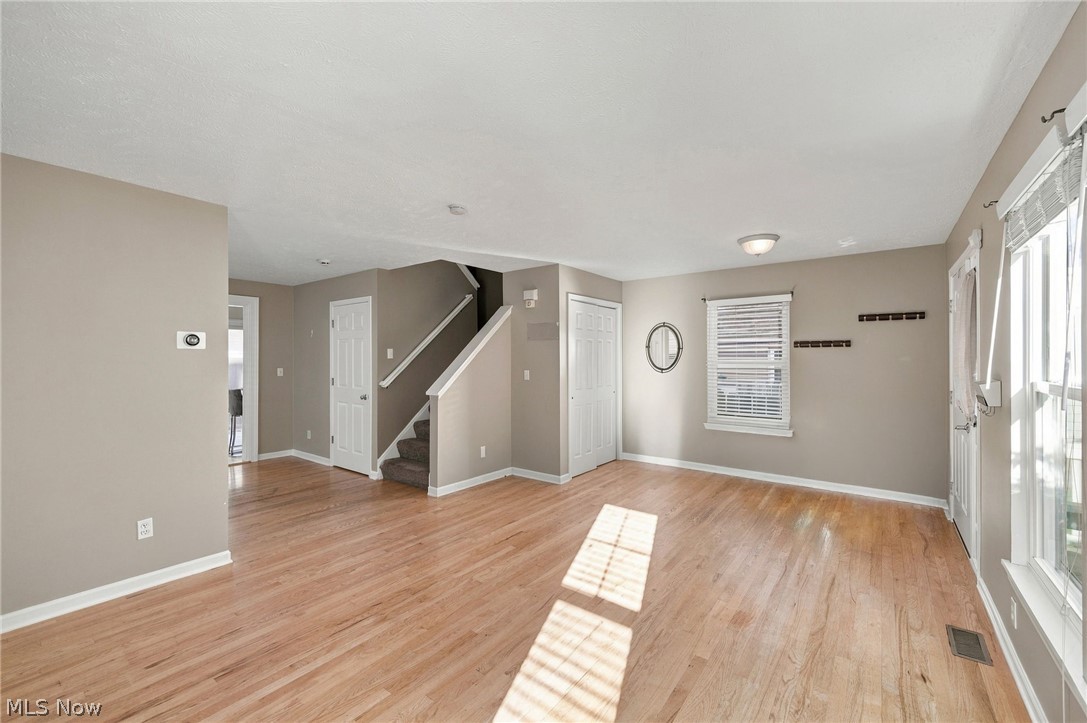 2472 W 5th Street Cleveland OH 44113