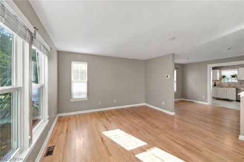 2472 W 5th Street Cleveland OH 44113