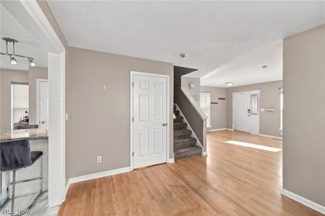2472 W 5th Street Cleveland OH 44113