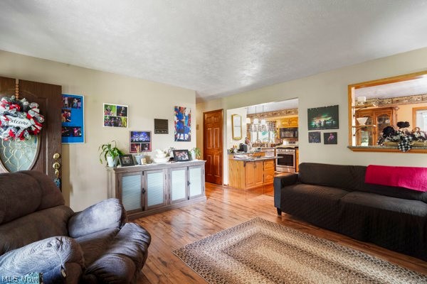 5030 Warren Sharon Road Vienna OH 44473