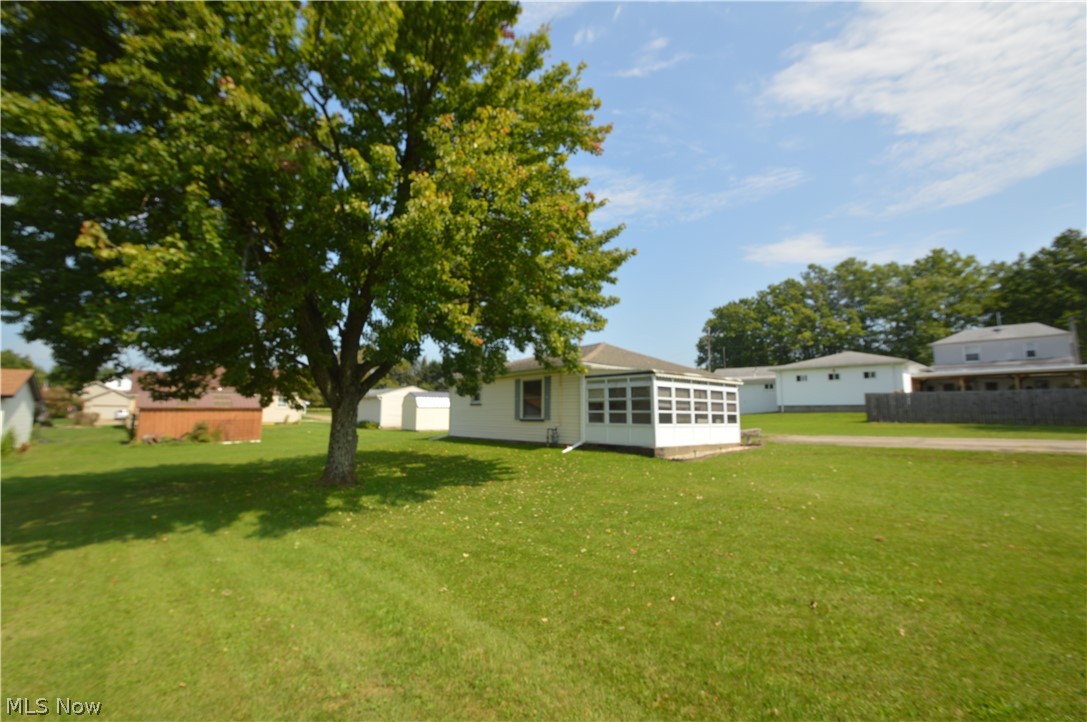 726 Penhale Avenue Campbell OH 44405