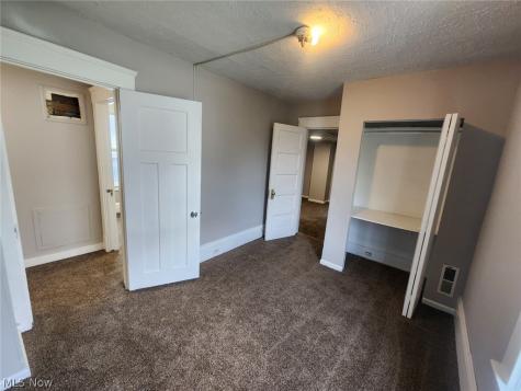 3186 W 94th Street Cleveland OH 44102