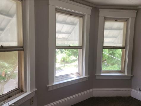 3186 W 94th Street Cleveland OH 44102