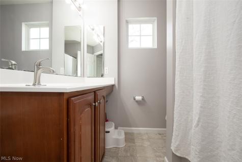 887 Woodfield Lane Brunswick OH 44212