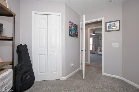 887 Woodfield Lane Brunswick OH 44212