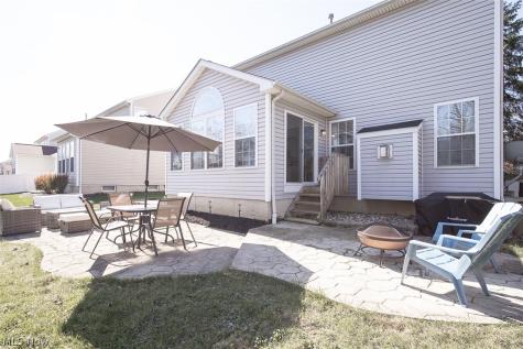 887 Woodfield Lane Brunswick OH 44212