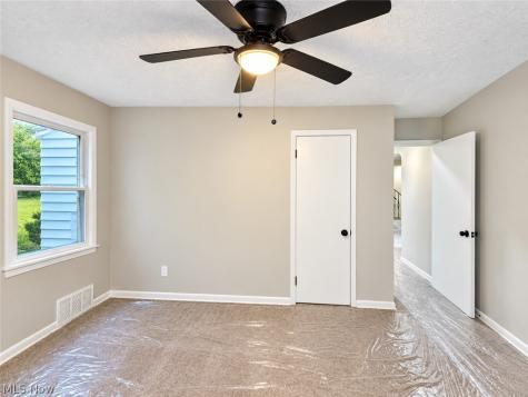 336 Halle Drive Euclid OH 44132