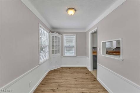 595 Oakmoor Road Bay Village OH 44140