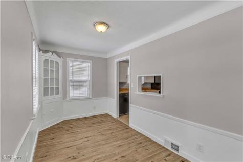 595 Oakmoor Road Bay Village OH 44140