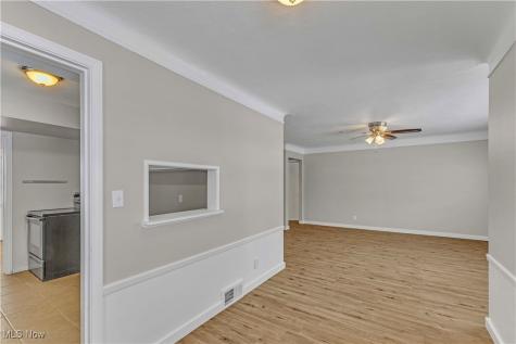 595 Oakmoor Road Bay Village OH 44140