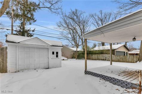 595 Oakmoor Road Bay Village OH 44140