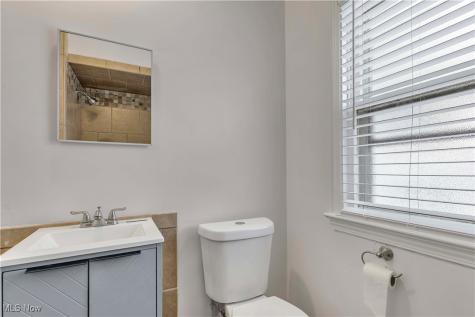 595 Oakmoor Road Bay Village OH 44140