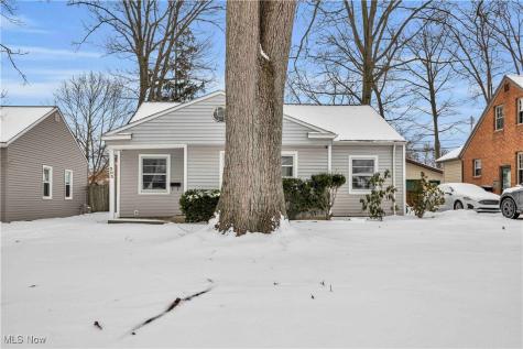 595 Oakmoor Road Bay Village OH 44140