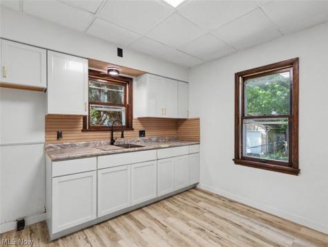 21001 Fuller Avenue Euclid OH 44123