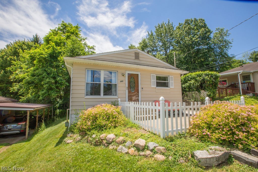 260 Horn Street Barberton OH 44203