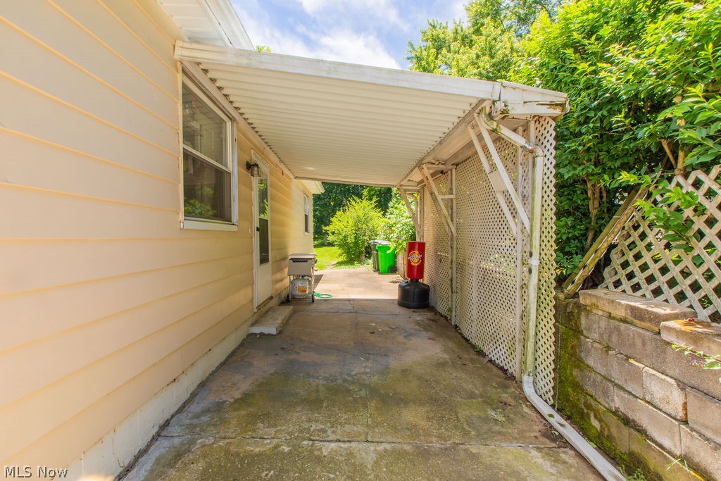260 Horn Street Barberton OH 44203