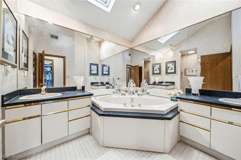 37725 Lake Shore Boulevard Eastlake OH 44095