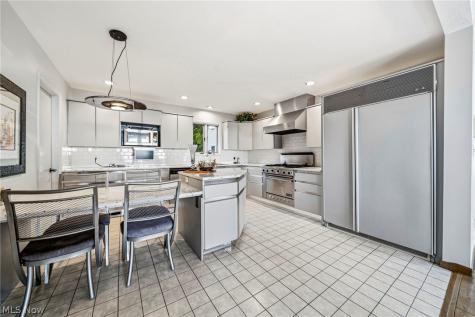 37725 Lake Shore Boulevard Eastlake OH 44095