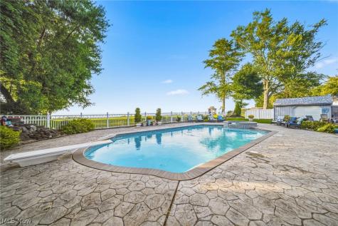 37725 Lake Shore Boulevard Eastlake OH 44095