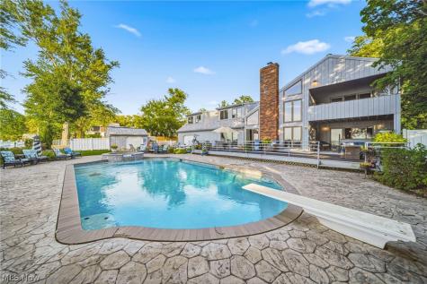 37725 Lake Shore Boulevard Eastlake OH 44095