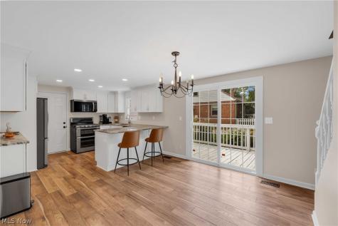 360 Huntmere Drive Bay Village OH 44140