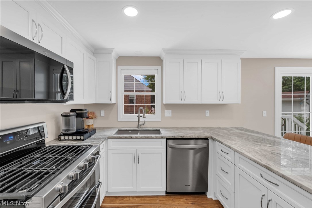 360 Huntmere Drive Bay Village OH 44140
