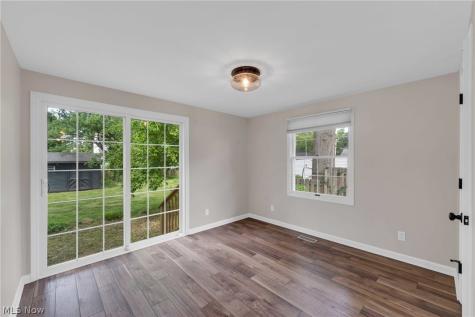 360 Huntmere Drive Bay Village OH 44140