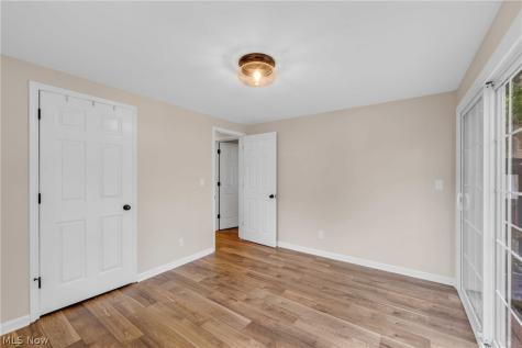 360 Huntmere Drive Bay Village OH 44140