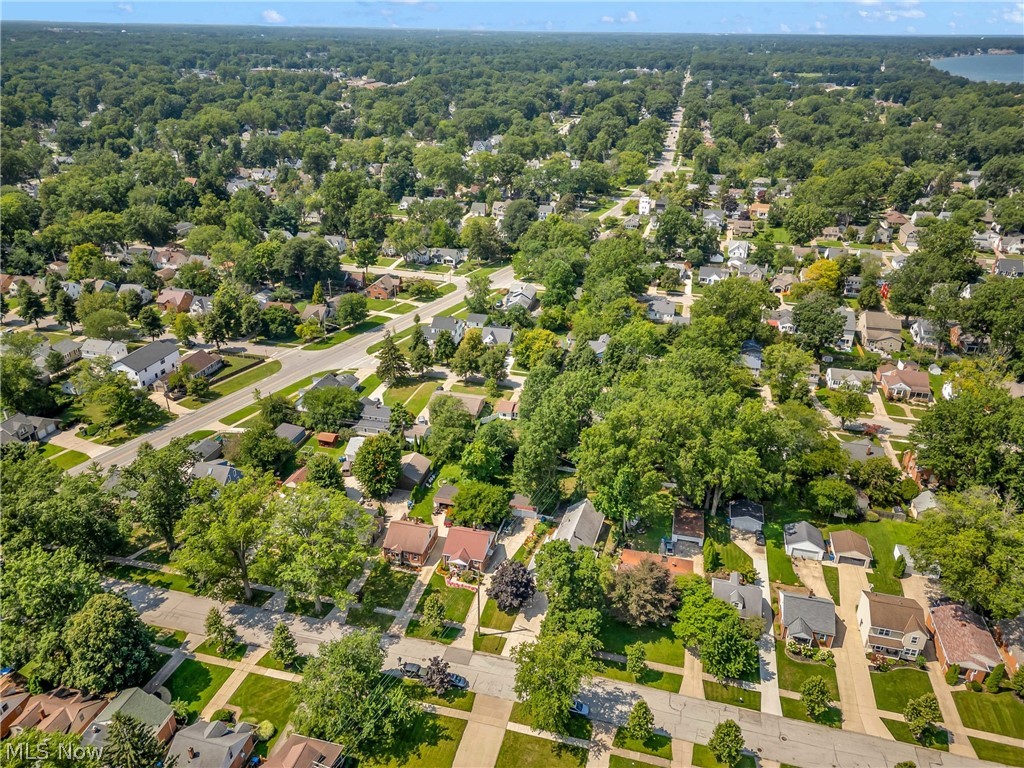 360 Huntmere Drive Bay Village OH 44140