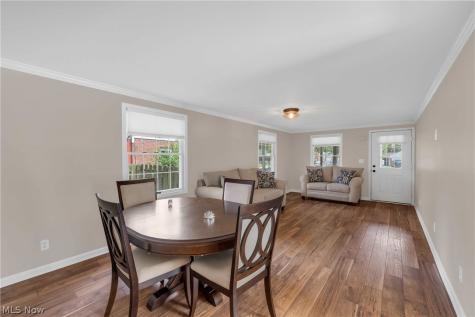 360 Huntmere Drive Bay Village OH 44140