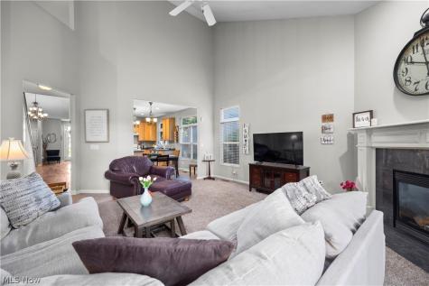 652 Lakeside Drive Avon Lake OH 44012