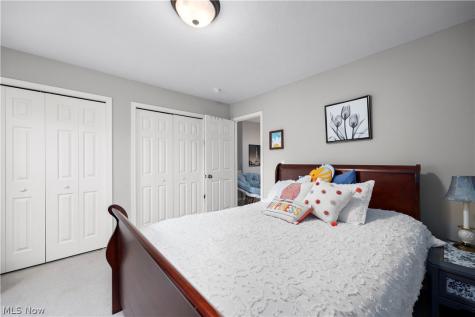 652 Lakeside Drive Avon Lake OH 44012