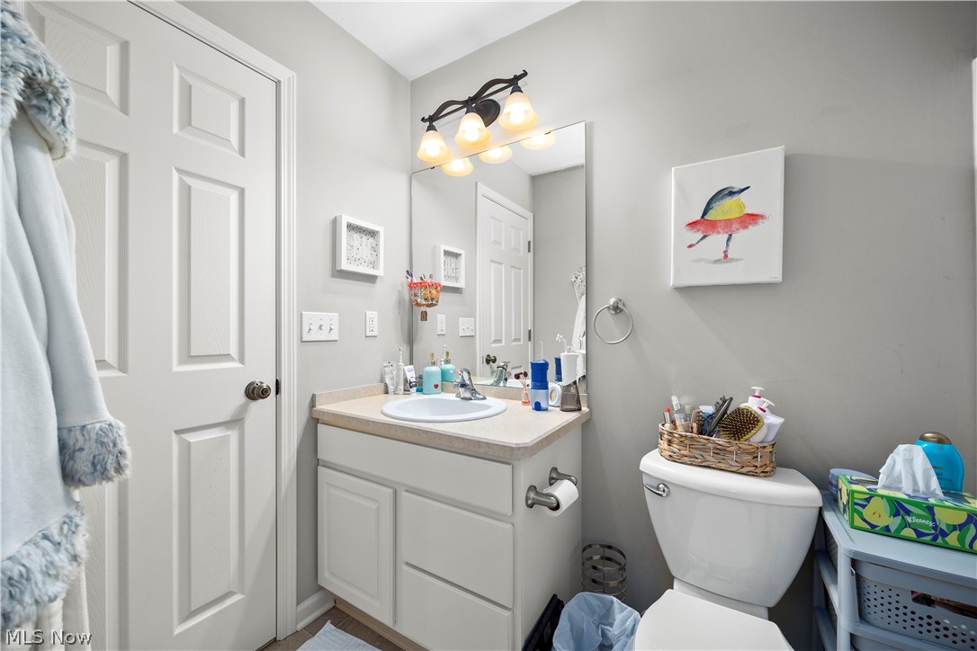 652 Lakeside Drive Avon Lake OH 44012