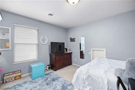 652 Lakeside Drive Avon Lake OH 44012