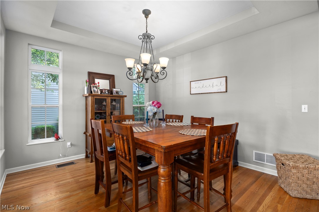 652 Lakeside Drive Avon Lake OH 44012