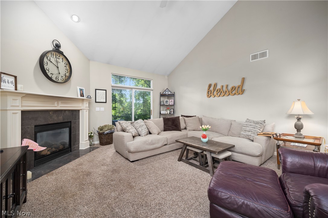 652 Lakeside Drive Avon Lake OH 44012