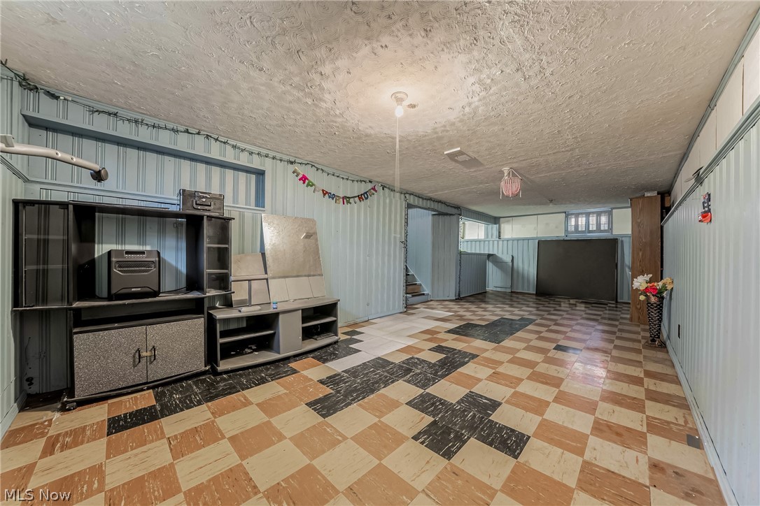 4272 W 137th Street Cleveland OH 44135
