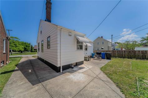4272 W 137th Street Cleveland OH 44135