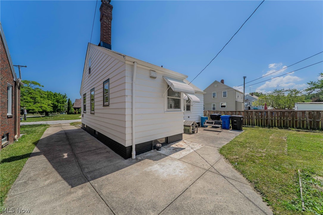4272 W 137th Street Cleveland OH 44135