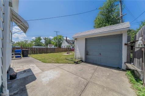 4272 W 137th Street Cleveland OH 44135