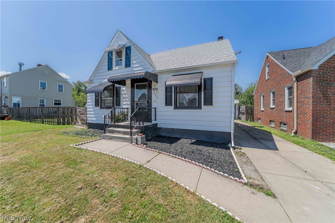 4272 W 137th Street Cleveland OH 44135