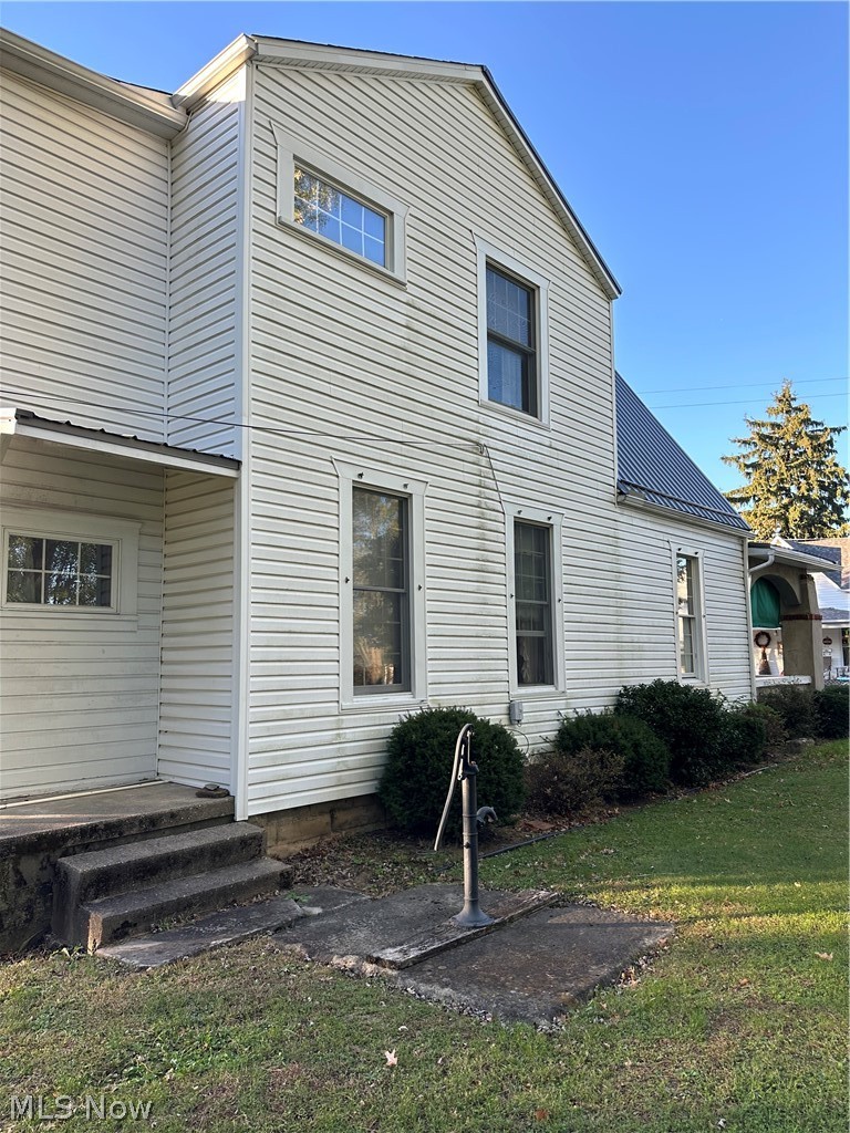 407 High Street Woodsfield OH 43793