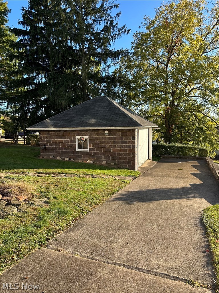 407 High Street Woodsfield OH 43793