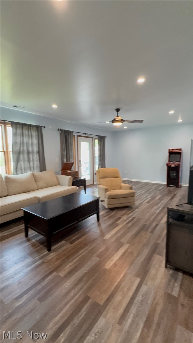 2187 Golfview Drive NE New Philadelphia OH 44663