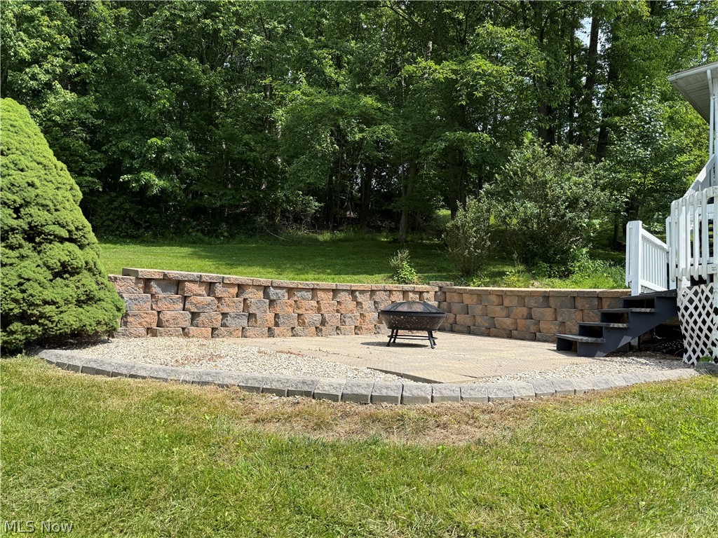 2187 Golfview Drive NE New Philadelphia OH 44663