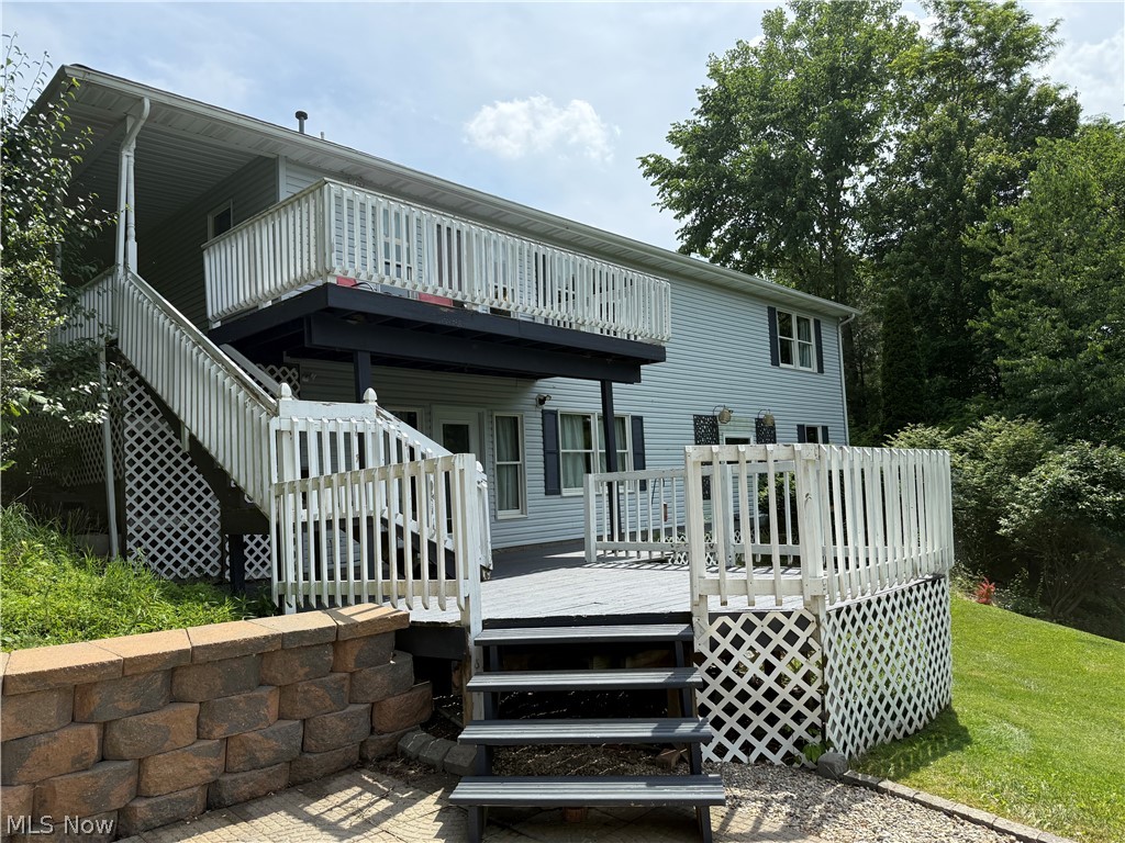 2187 Golfview Drive NE New Philadelphia OH 44663