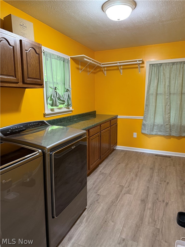 2187 Golfview Drive NE New Philadelphia OH 44663
