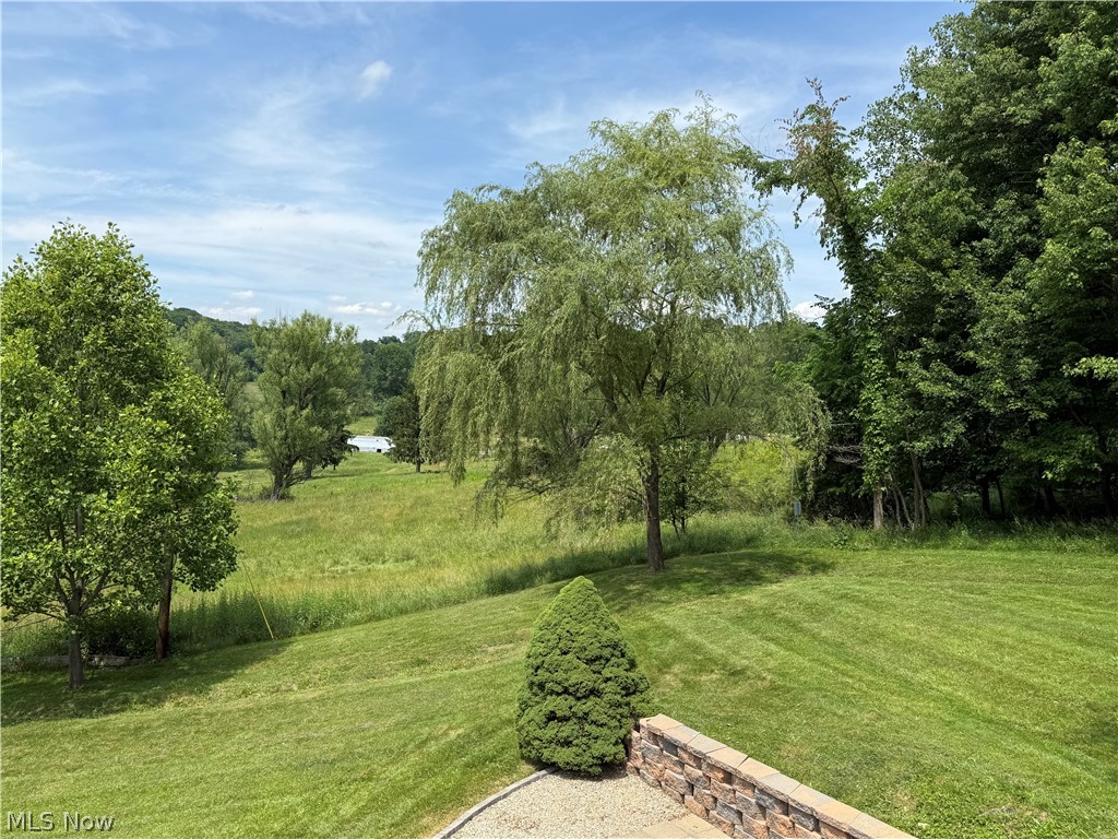 2187 Golfview Drive NE New Philadelphia OH 44663