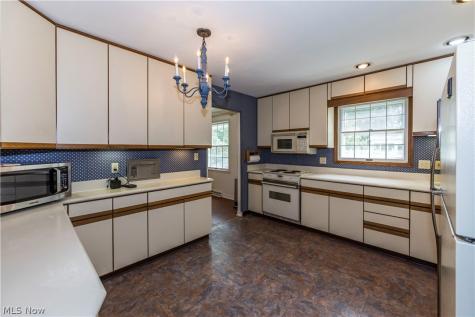 2070 White Pond Drive Akron OH 44313
